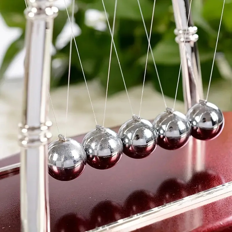 Wahadło Newtona ze stalowymi k – Newton Cradle Large recenzja i cena